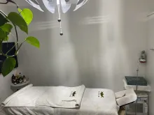 My studio and with massage bed